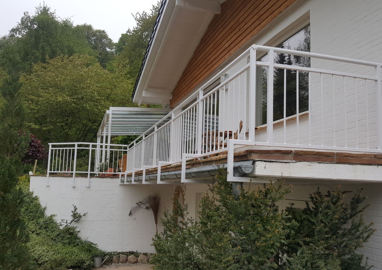 Balkone und Podeste